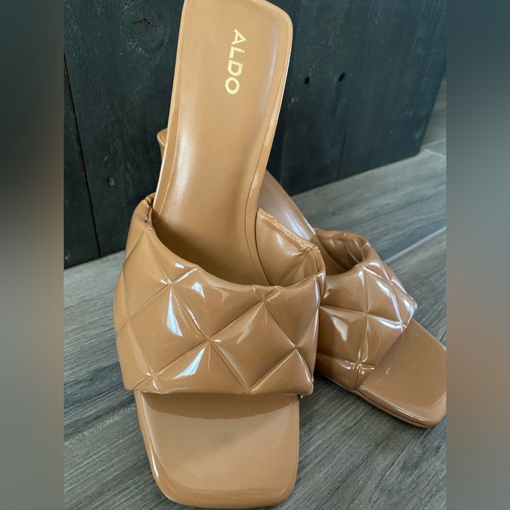 ALDO Slim Block Heel Quilted Mule-Size 9